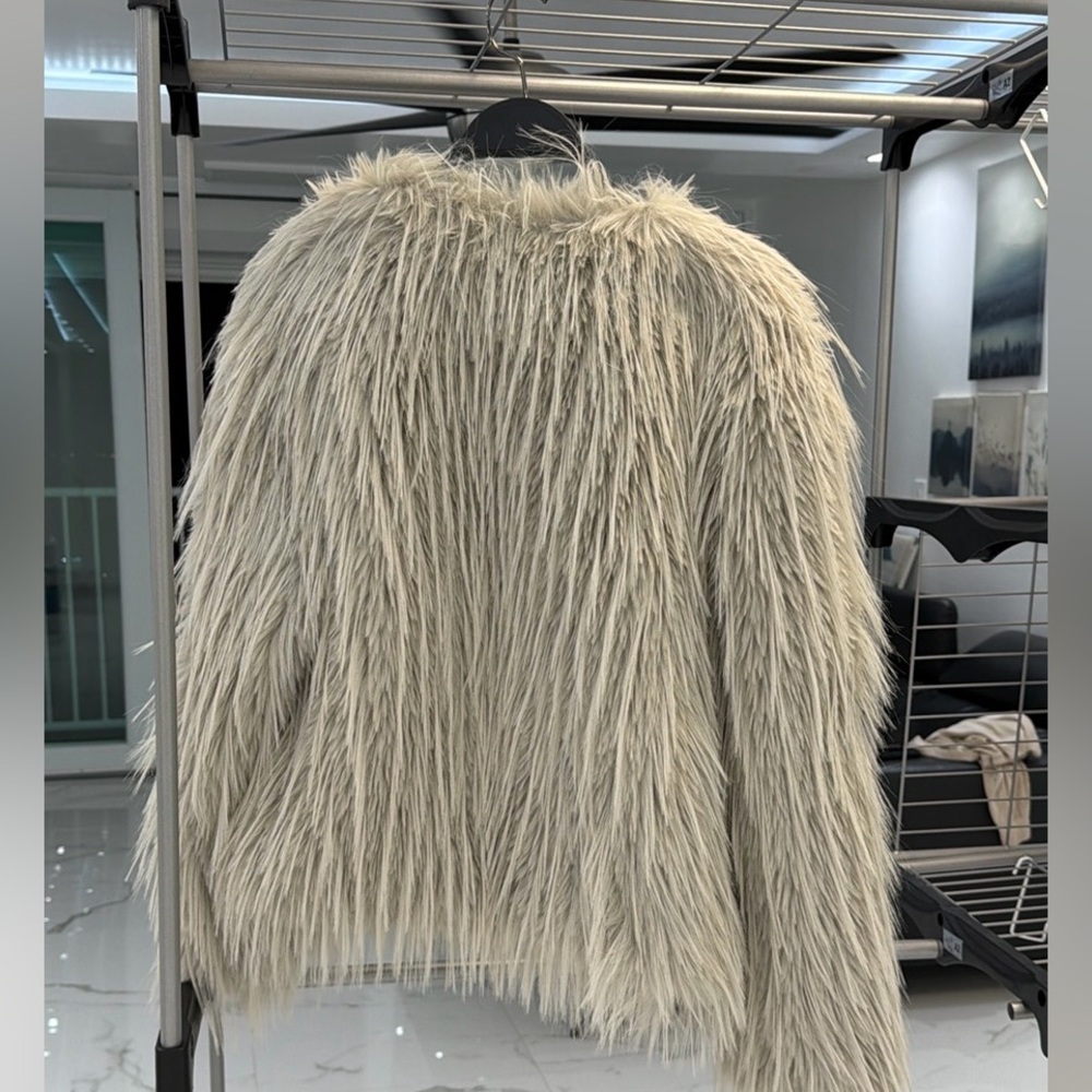 Zara faux fur coat, light grey - Picture 11 of 14